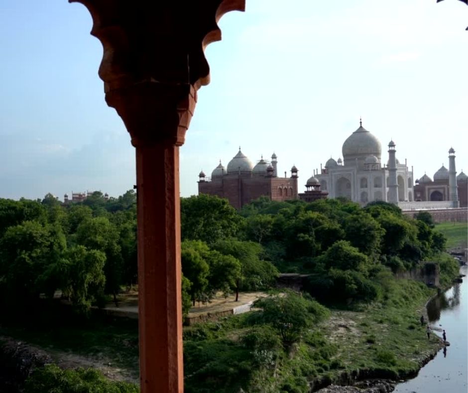 Taj Mahal romantic allure