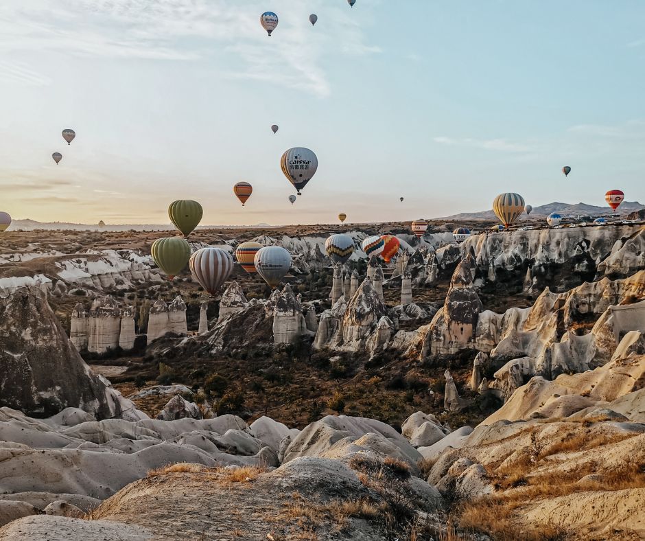  Hot Air Ballooning Over Cappadocia